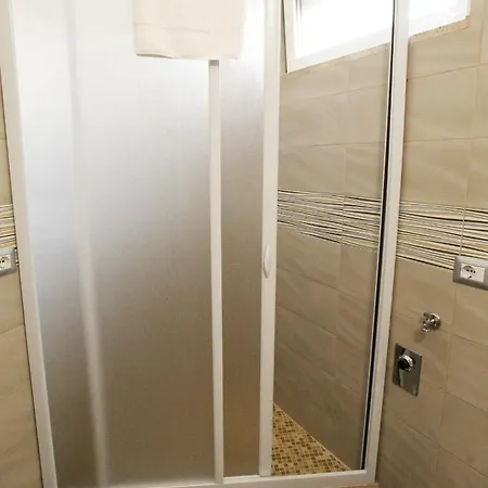 B&B La Dimora Dei Professori Diffushotel 레체