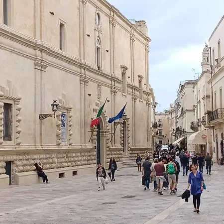 La Dimora Dei Professori Diffushotel فندق مبيت وإفطار ليتشي