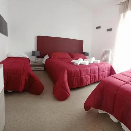 La Dimora Dei Professori Diffushotel فندق مبيت وإفطار 3*