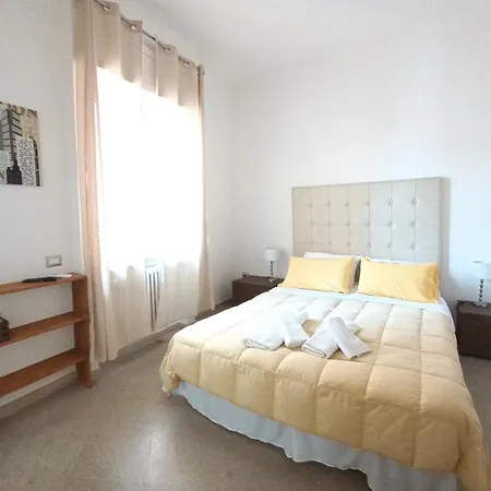 Bed & Breakfast La Dimora Dei Professori Diffushotel Lecce